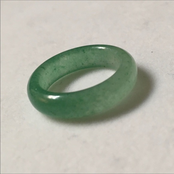 Jewelry - Green Jade Ring - Size 6